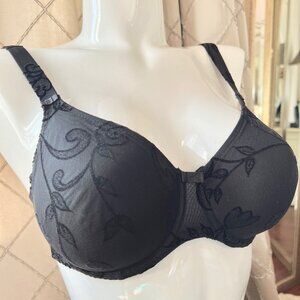 NWT Prima Donna Underwire with lace & bows Bra Size 34C Blk